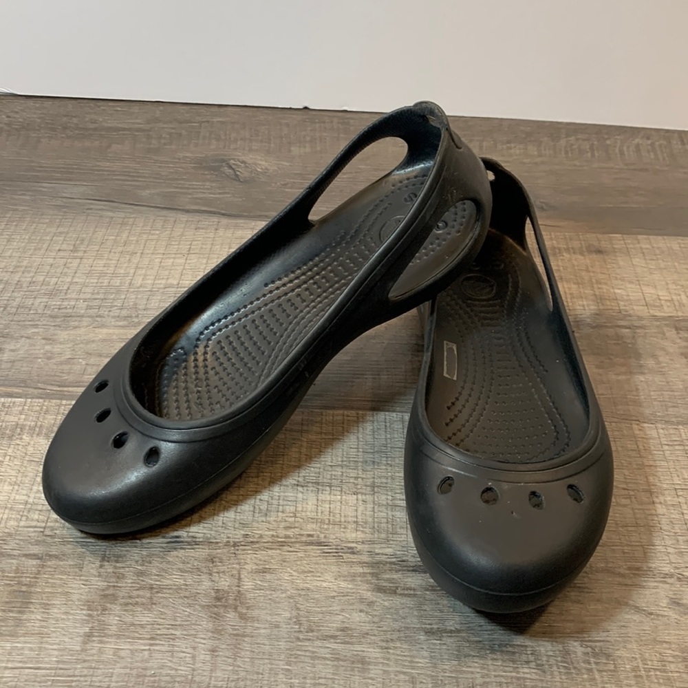 Crocs black flats size 10 - Picture 1 of 8